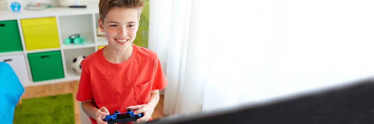 Online gaming in young people and children